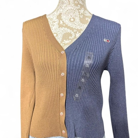 Tommy Jeans Colorblock Rib Knit Cardigan NWT Women's XL Logo Button Sweater - Picture 2 of 8